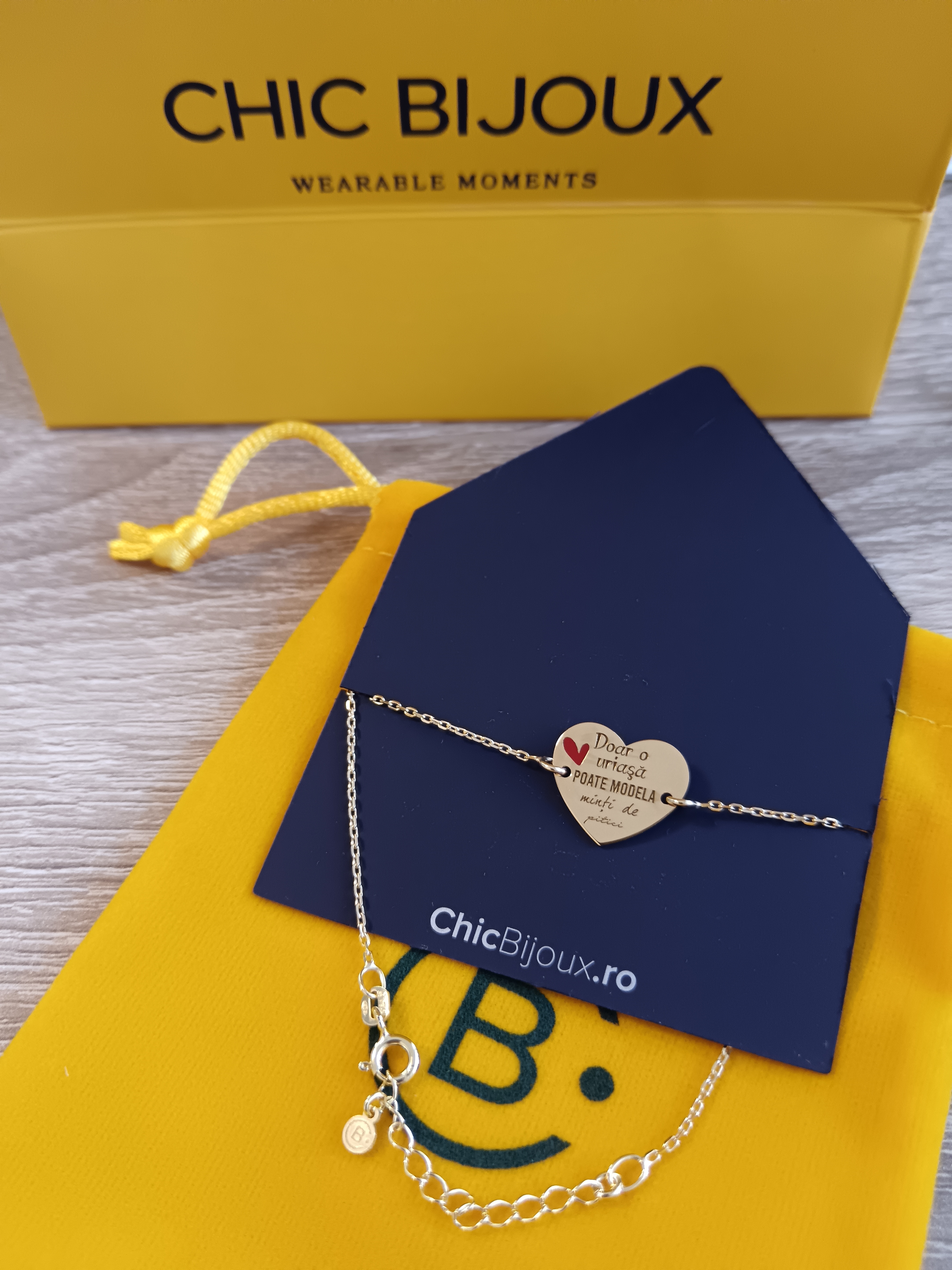 Recenzie Bratara personalizata - Educatoare/Invatatoare - Inima decorata cu email - Argint 925  placat cu Aur Galben 18K - cu lantisor -  R. C.