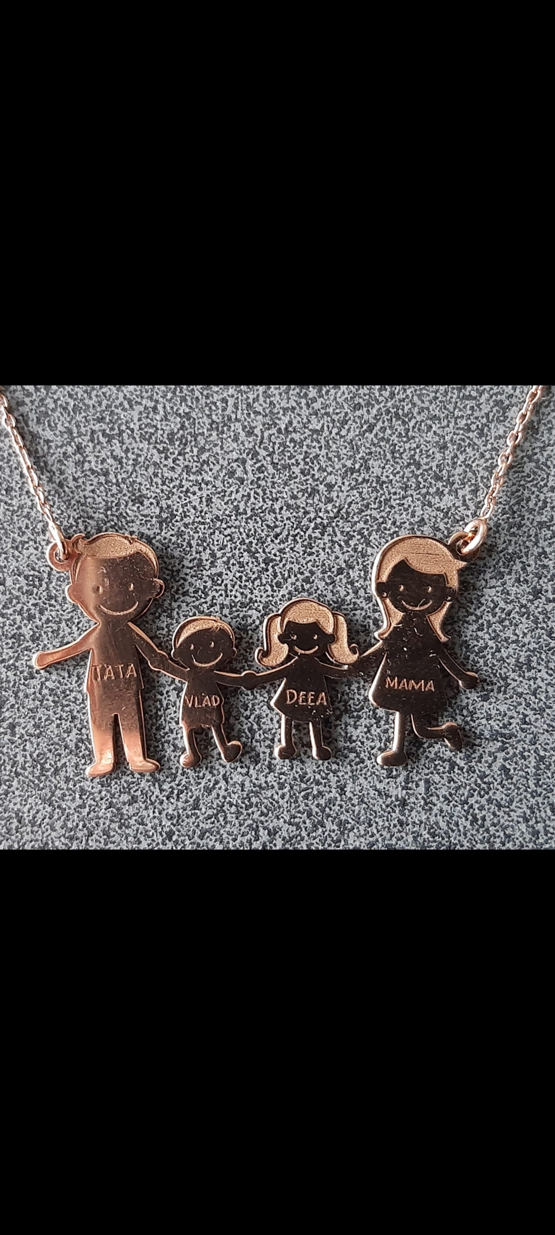 Recenzie Lantisor Familie - 4 Membri - Argint 925 - Andreea B.