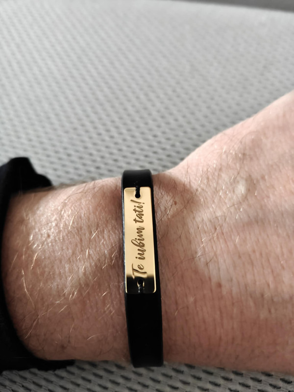 Recenzie Bratara Te iubim tati si nume gravate - Argint 925 placat cu Aur 18k, piele - Florina Clipa