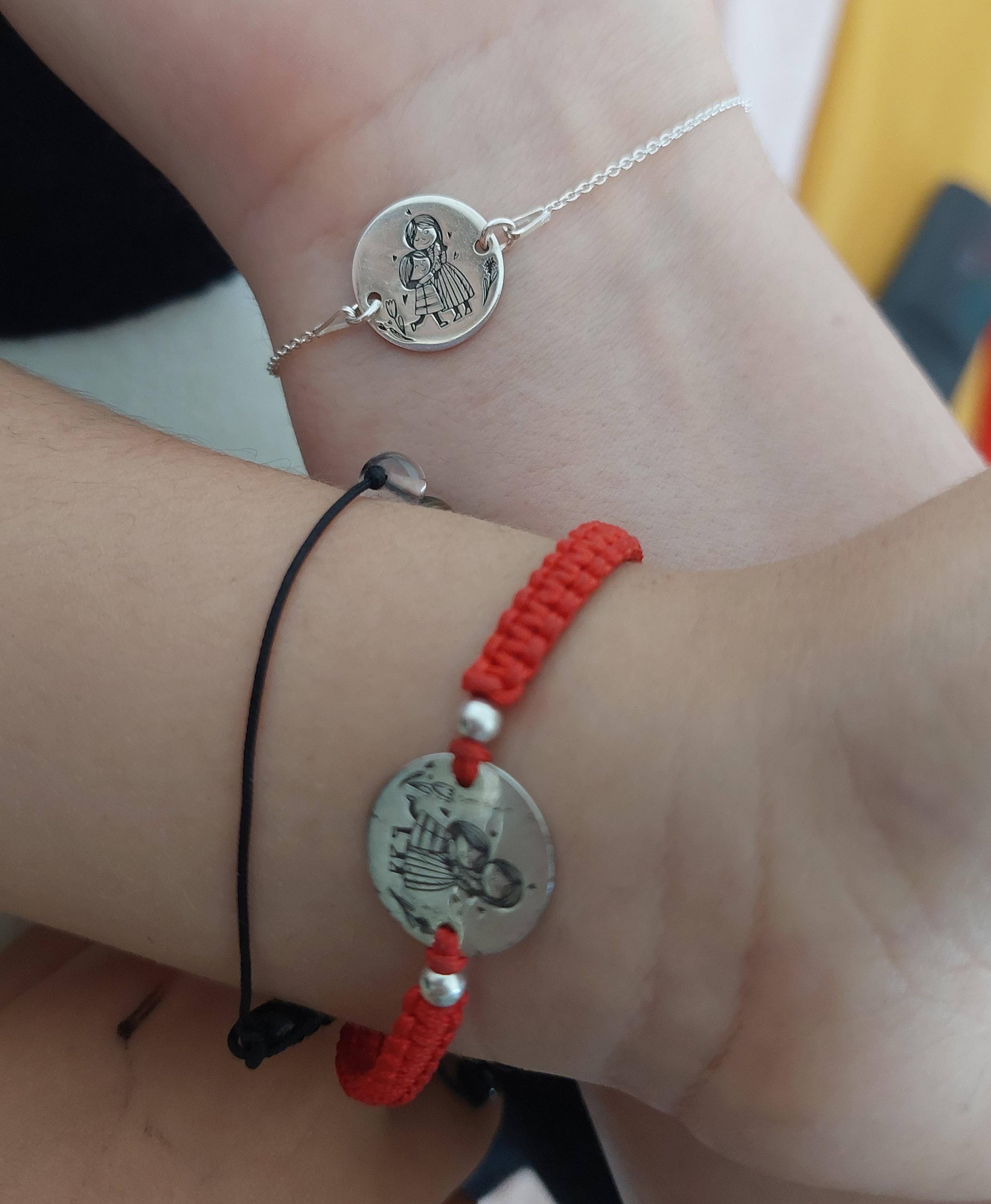 Recenzie Set 2 bratari personalizate - Mama si fiica - Banuti de 15 mm  - Argint 925 - snur reglabil pentru fiica si lantisor pentru mama - Aurelia M.