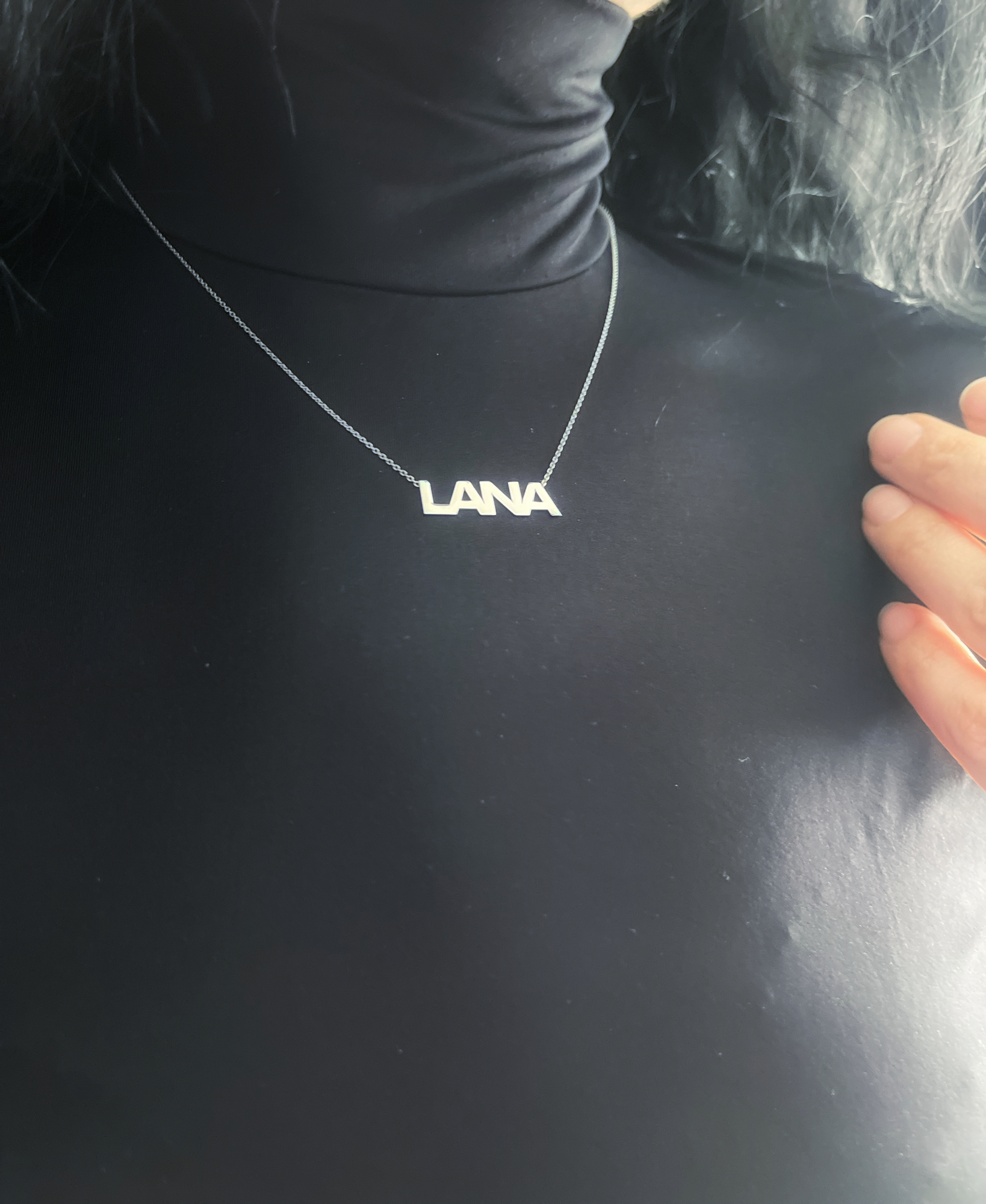 Recenzie Lantisor nume - 3/4 litere - Aur Galben 14k - Lana M.