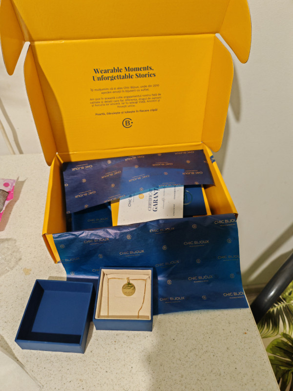 Recenzie Lantisor personalizat - Soarele Vergina - Argint 925 placat cu Aur Galben - Ancuta Nastase