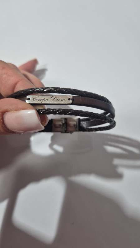Recenzie Bratara barbateasca cu 3 straturi de piele naturala neagra - Placuta cu gravura personalizata - Argint 925 - Inchizatoare clips inox - Eugenia Croitoru0764045820
