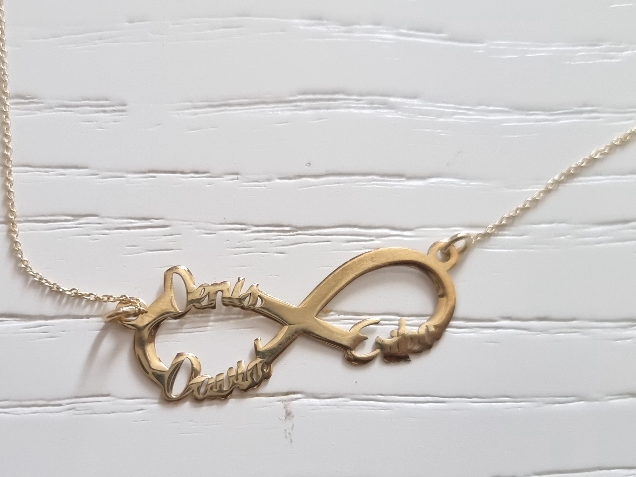 Recenzie Lantisor personalizat - Inifinit cu 2 nume decupate - Aur Galben 14K - Tudor P.