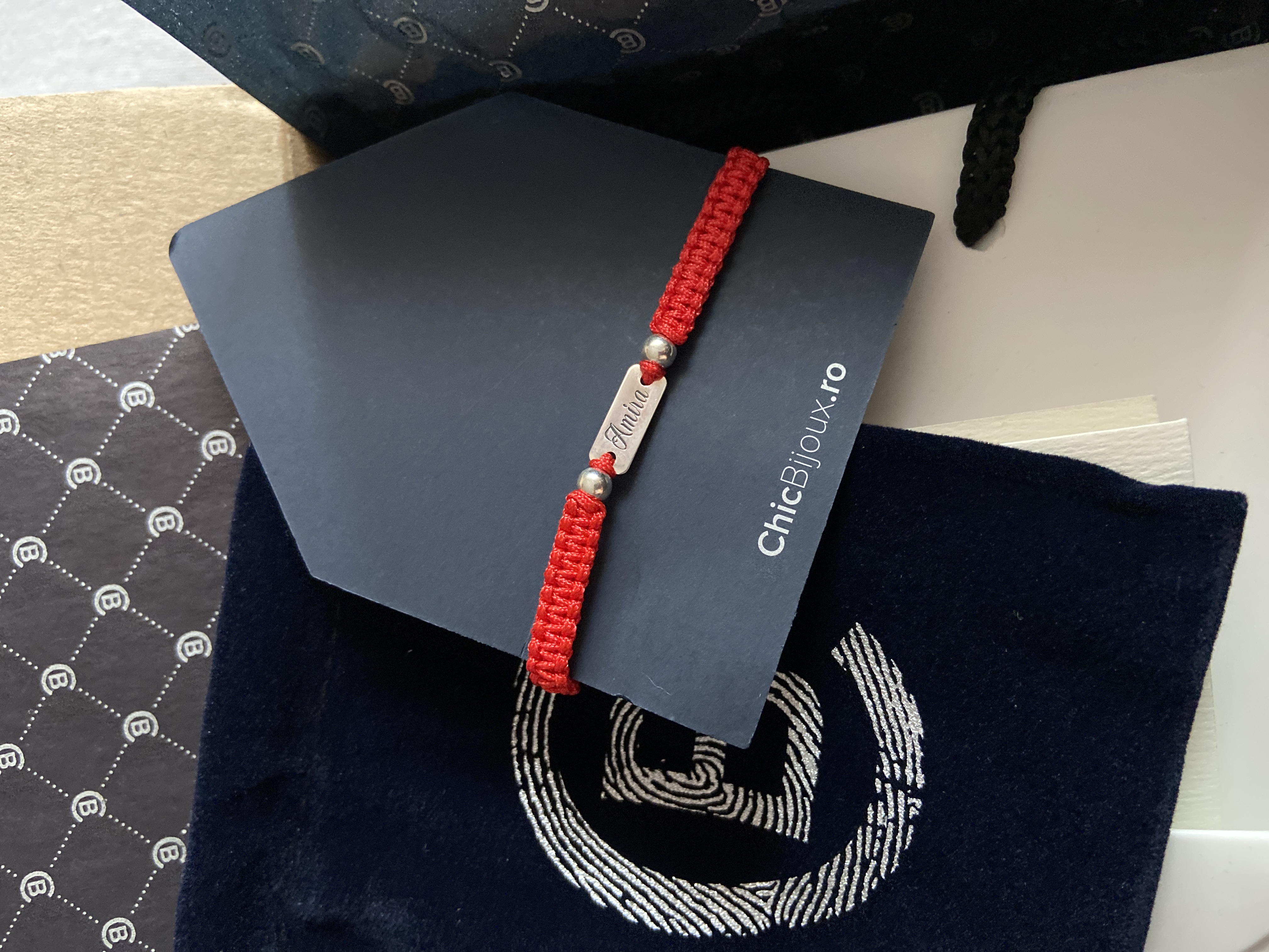 Recenzie Bratara personalizata - Placuta cu 2 bilute 3 mm - Argint 925 - Snur impletit reglabil - Julia Arabella A.
