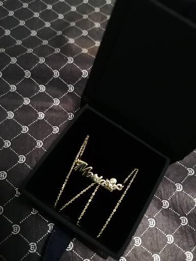 Recenzie Lantisor personalizat - Nume 5 litere, simbol fluture si Diamant natural - Aur Galben 14 K - Raluca C.