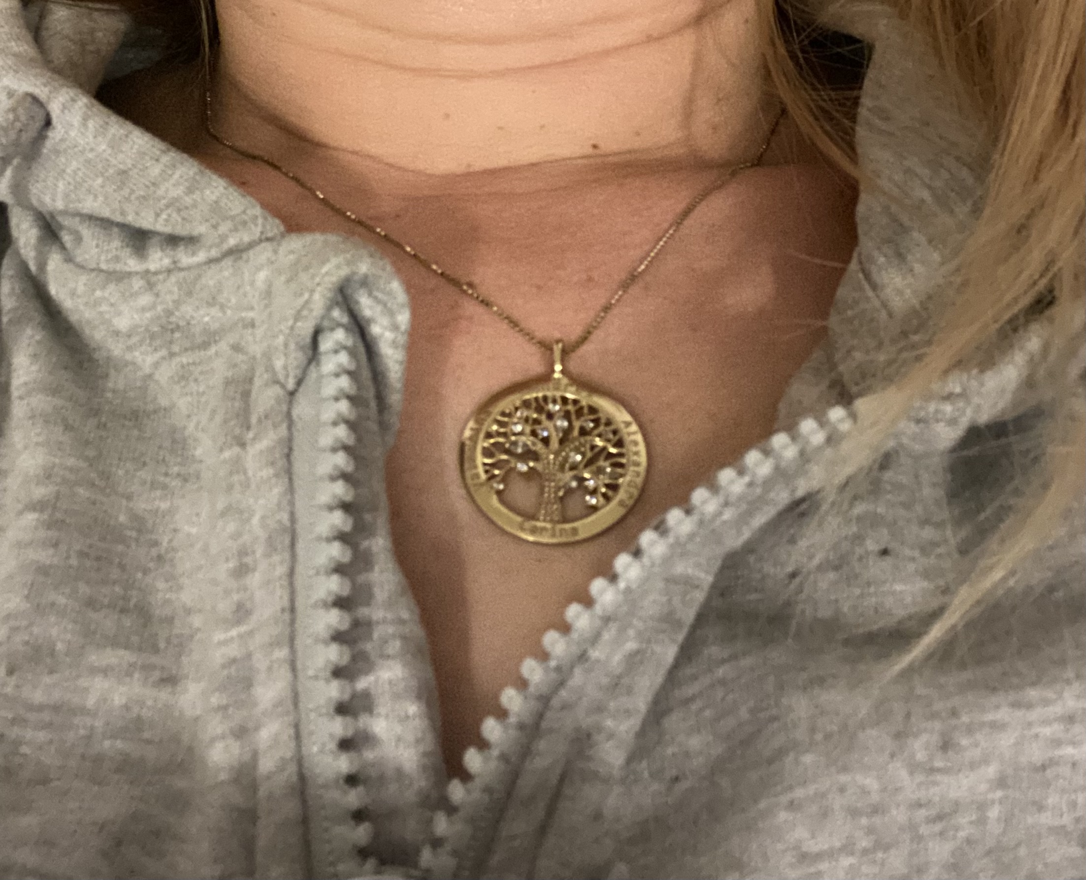 Recenzie Lantisor personalizat cu nume - Copacul Vietii decorat cu Zirconii albe - Argint 925 placat cu Aur Galben 18K - Dancea I.