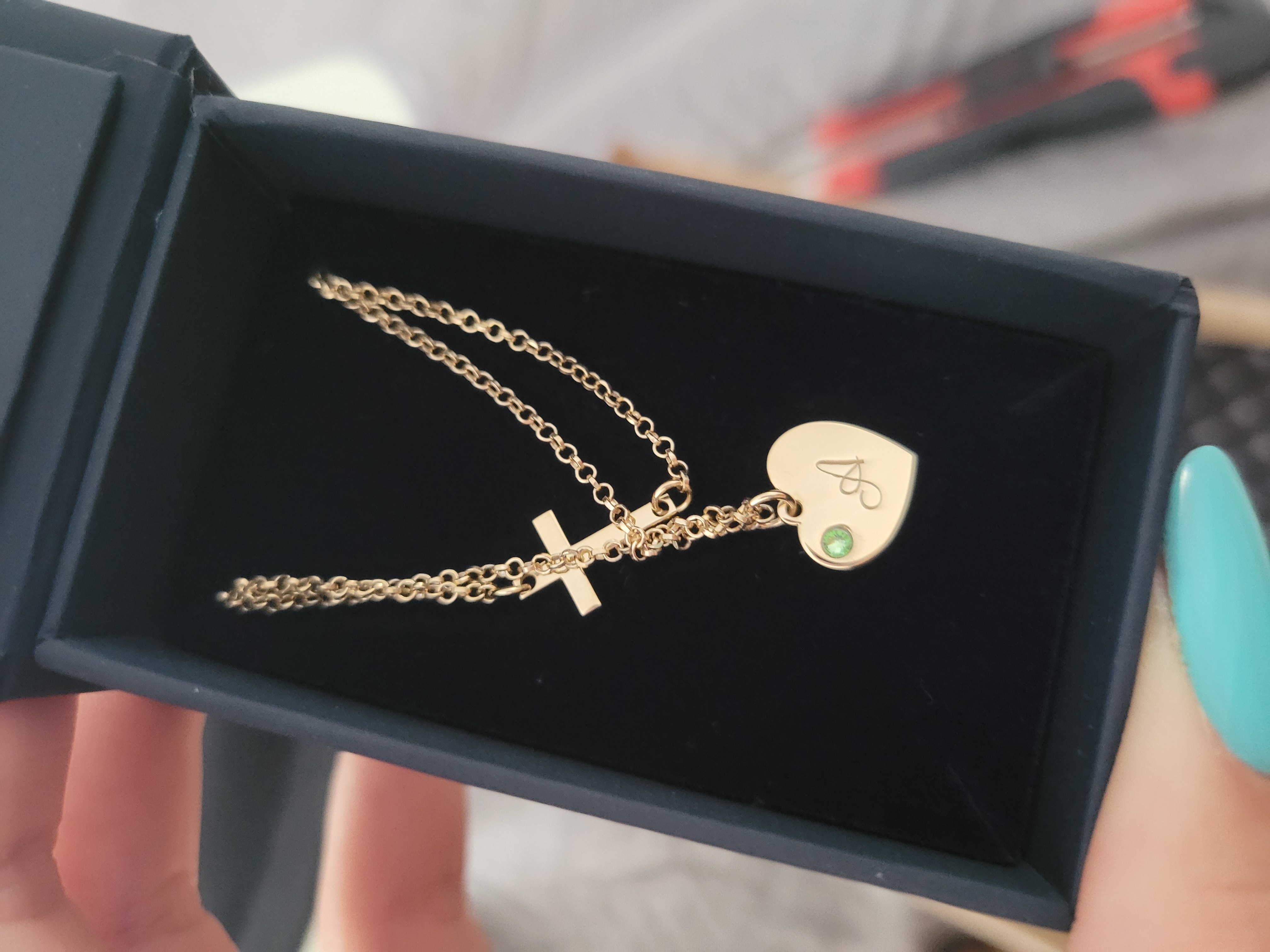 Recenzie Lantisor personalizat - 2 Straturi - Inima si cruce - Argint placat cu Aur Galben 18K - Cristal Swarovski - Miron A.