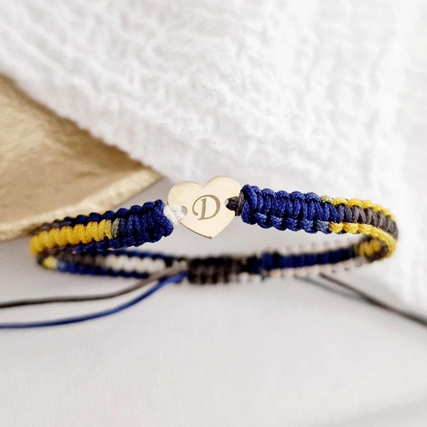 Bratara personalizata cu snur impletit multicolor - Pandantiv inima - Aur Galben 14K