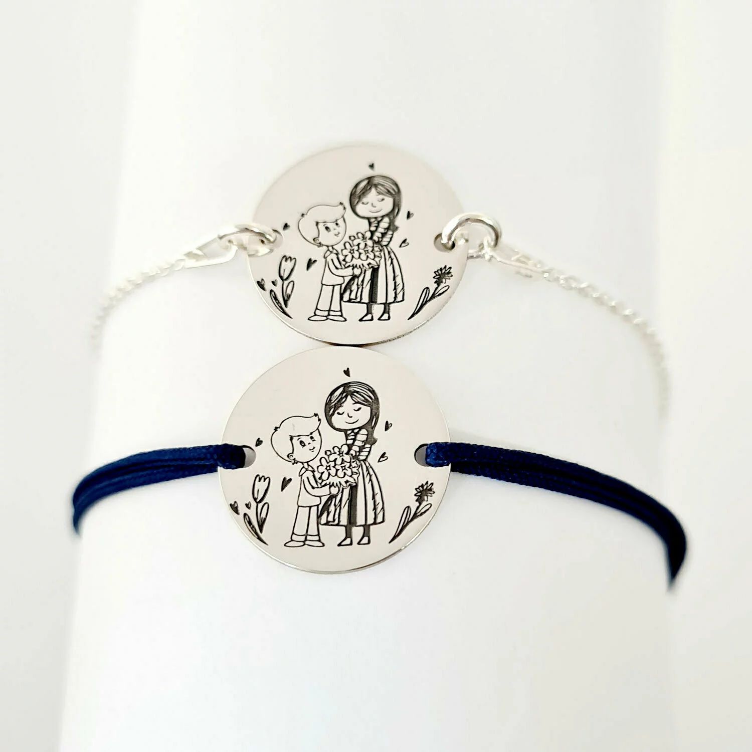 Set 2 bratari personalizate - Mama si fiu - Banuti de 15 mm - Argint 925 - snur reglabil pentru fiu si lantisor pentru mama