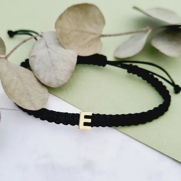 Bratara Initiala Ta pentru barbat - Aur 14K - Snur negru impletit, reglabil