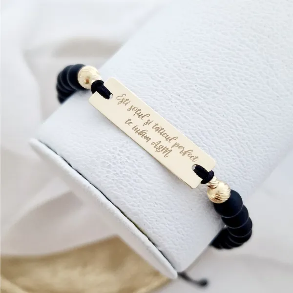 Bratara personalizata - Placuta gravata si 4 bilute din Aur Galben 14K - Pietre semipretioase - Inchizatoare snur reglabil