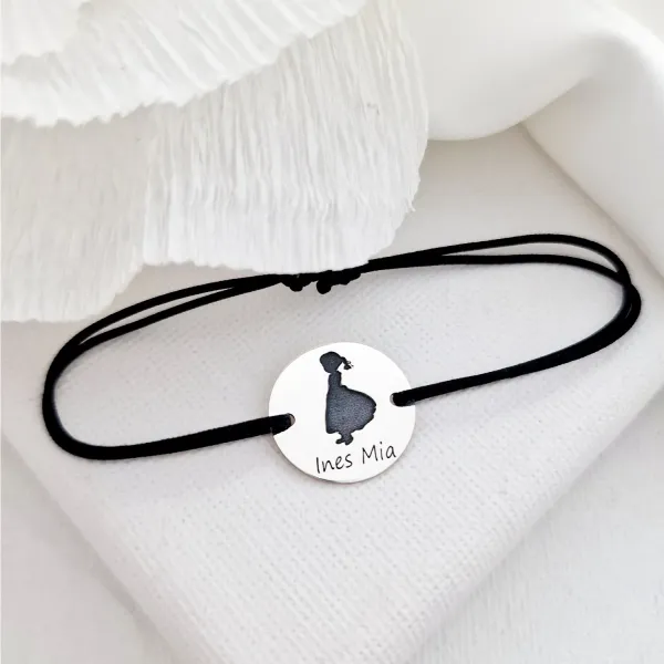 Bratara personalizata - Are mama 1 fetita - Banut de 15 mm - Argint 925 - Snur reglabil