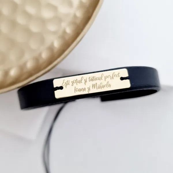 Bratara Placuta gravata Text - Aur Galben 14k - piele