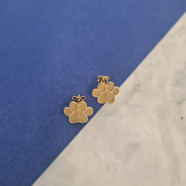 Cercei labuta gravati cu initiala - Argint 925 placat cu Aur 18K, surub