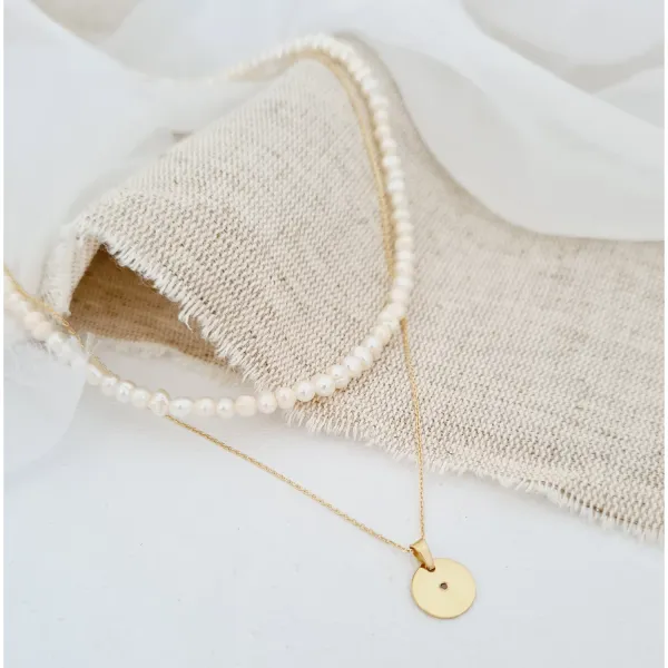 Lantisor cu Perle - Echilibru rafinat - Model 2 straturi cu sirag perle si lantisor cu pandantiv banut - Diamant natural - Aur Galben 14K