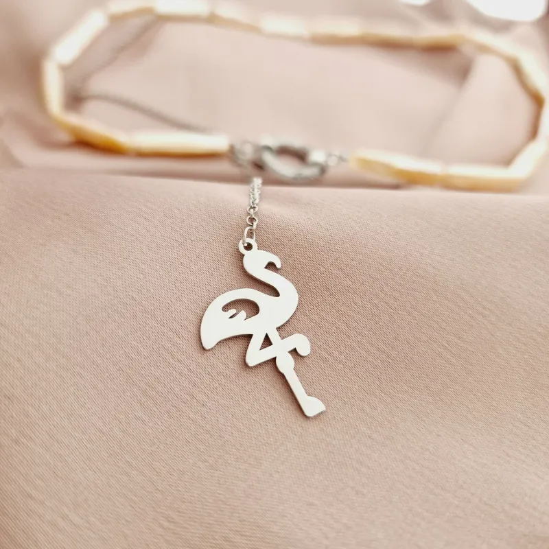 Lantisor cu Perle - Gratie de flamingo - Model sirag perle stick peachi conectate cu un charm cu Zirconii si un lant cu pandantiv - Argint 925 picture - 2
