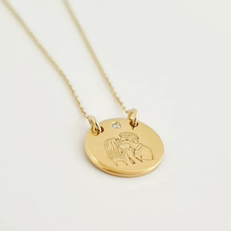Lantisor personalizat cu Diamant natural - Cuplu sarut dulce - Banut 12 mm - Aur Galben 14K picture - 6