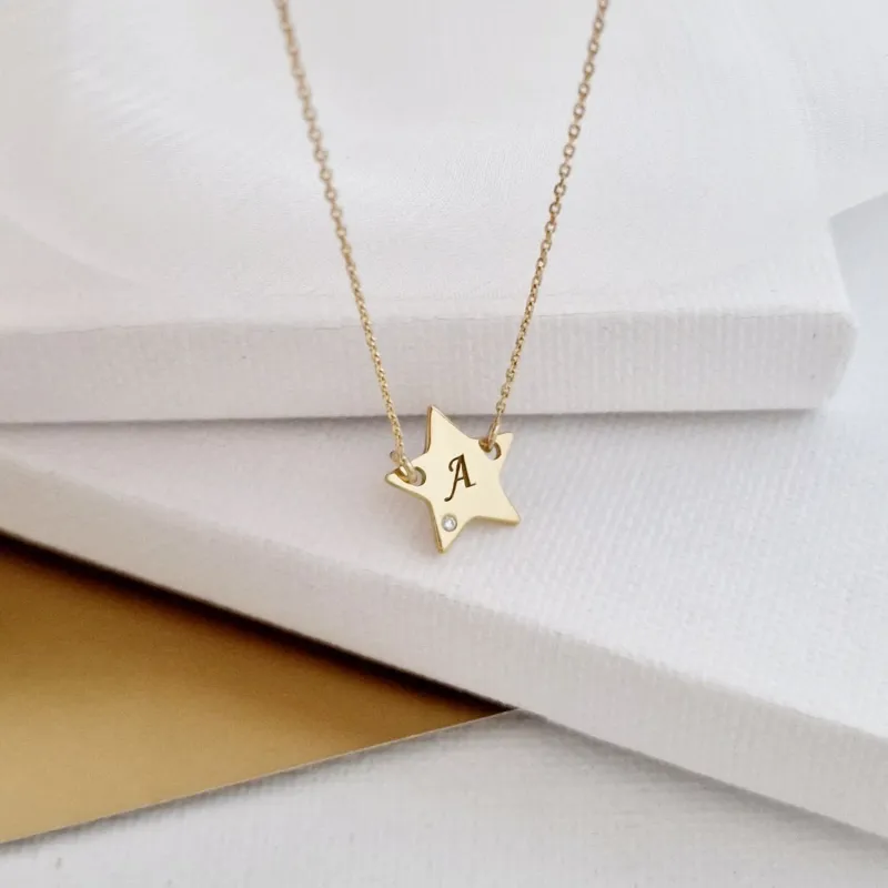 Lantisor personalizat cu Diamant natural - Steluta 12 mm - Aur Galben 14K picture - 2