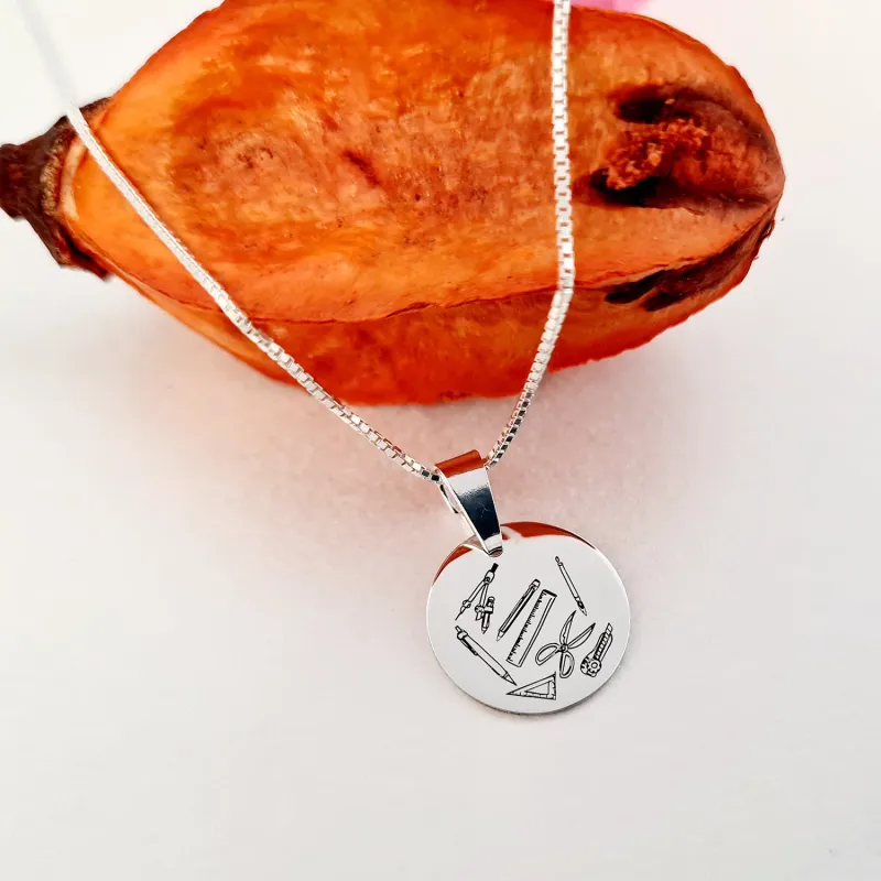 Lantisor personalizat cu simbol materie scoala - Tehnologie - Banut de 15 mm cu lantisor - Argint 925 picture - 3