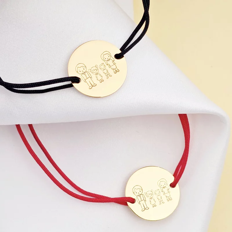 Set 4 bratari personalizate - Familie 4 membri - Banuti 15 mm - Argint placat cu Aur Galben 18K - snur reglabil picture - 3