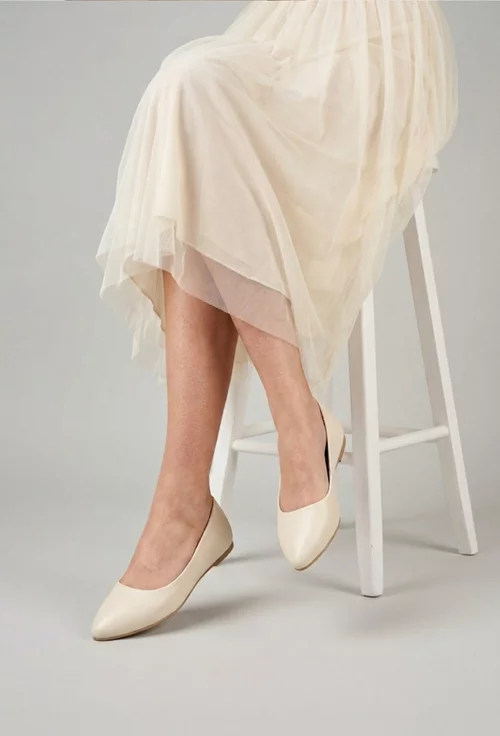 Balerini dama bej deschis din piele naturala