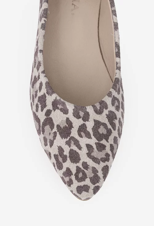 Balerini dama din piele intoarsa bej cu imprimeu