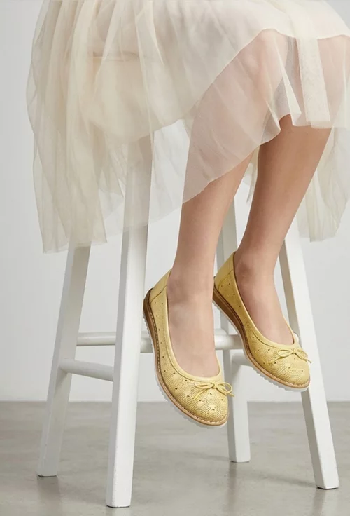 Balerini dama galbeni din piele cu funda