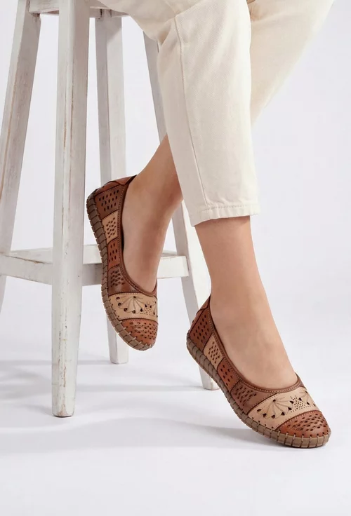 Balerini dama maro din piele cu model perforat
