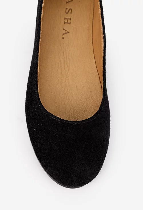 Balerini dama negri din piele intoarsa