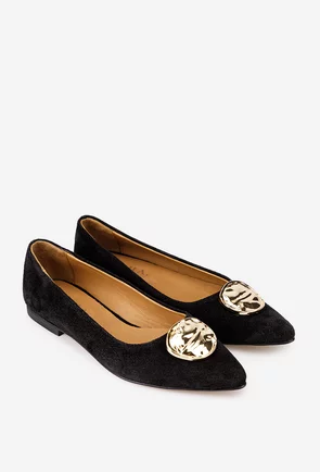 Balerini dama negri din piele intoarsa cu ornament auriu