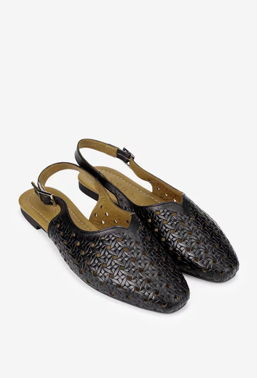 Balerini dama negri din piele perforata cu varful acoperit