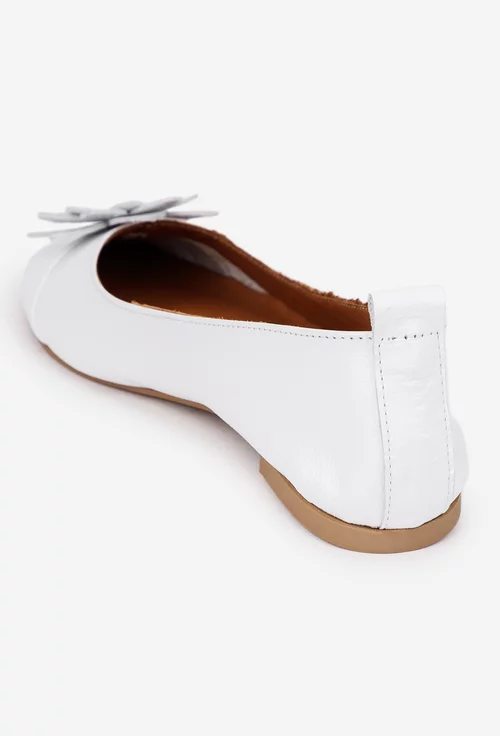 Balerini dama NUR albi din piele naturala cu floare