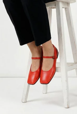 Balerini dama NUR din piele rosie cu varful patrat