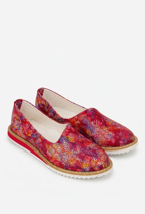 Balerini dama rosii cu detalii multicolore din piele