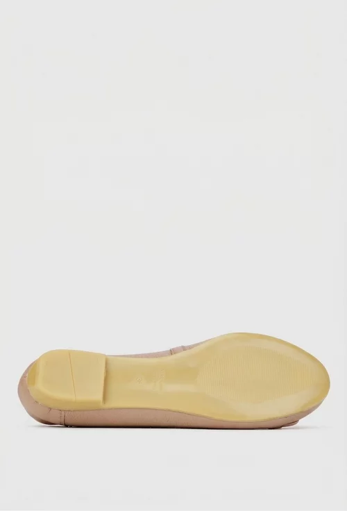 Balerini dama roz pudra din piele texturata cu ornament