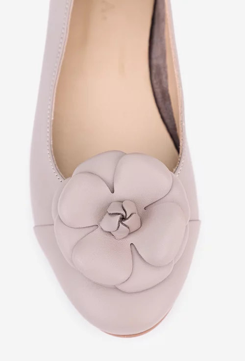 Balerini dama taupe din piele cu ornament floare