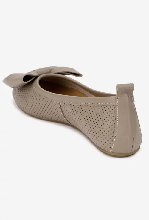 Balerini dama taupe din piele perforata cu funda