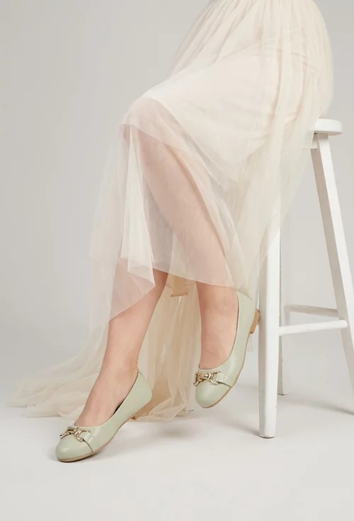 Balerini dama vernil din piele naturala cu ornament