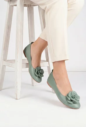 Balerini dama verzi din piele cu ornament floare