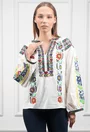 Bluza alba cu broderie colorata