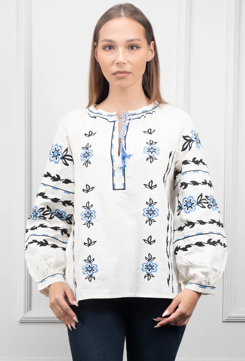 Bluza alba cu broderie neagra si bleu