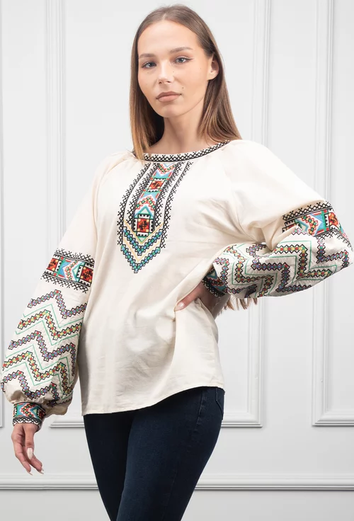 Bluza bej accesorizata cu broderie