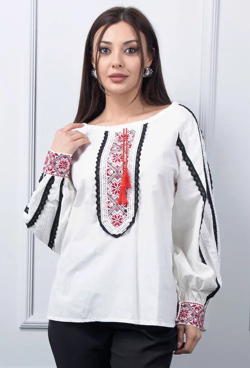 Bluza ecru stil ie cu detalii negre si rosii