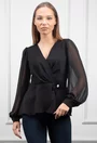 Bluza neagra cu ornament floare
