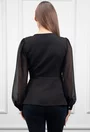 Bluza neagra cu ornament floare