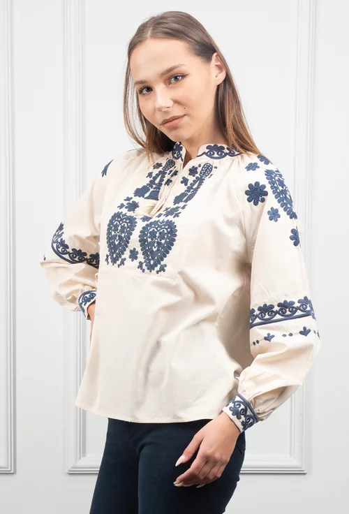 Bluza stil ie bej cu broderie albastra