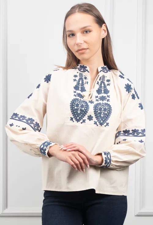 Bluza stil ie bej cu broderie albastra