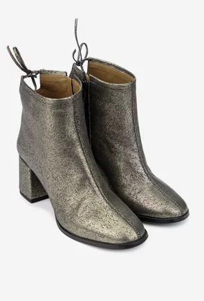 Botine dama aurii din piele