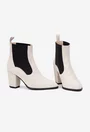 Botine dama bej deschis din piele intoarsa cu elastic in laterale